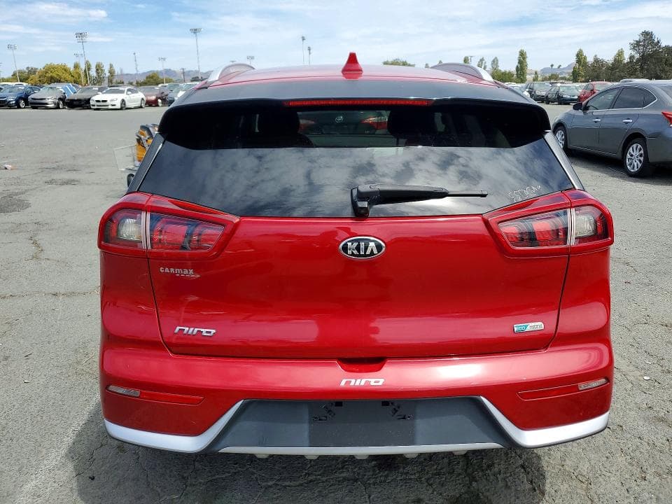 2017 KIA NIRO LX 6