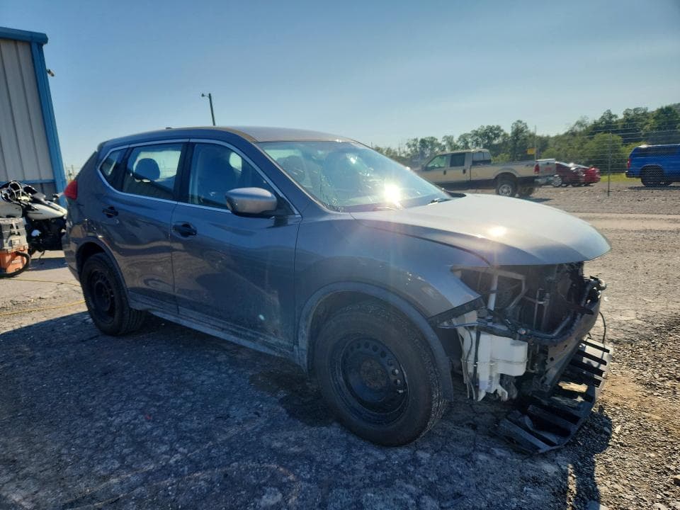2017 NISSAN ROGUE S 4