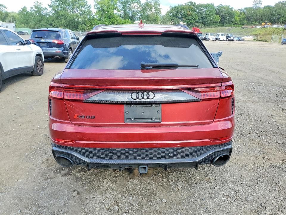 2021 AUDI RS Q8 6