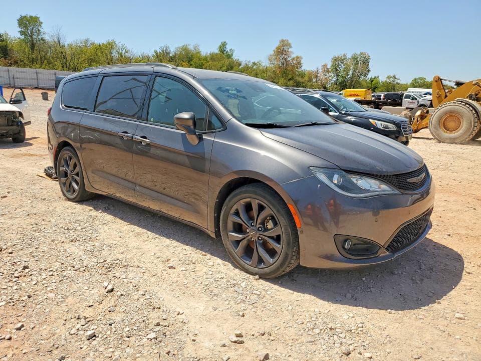 2018 CHRYSLER PACIFICA TOURING L PLUS 4