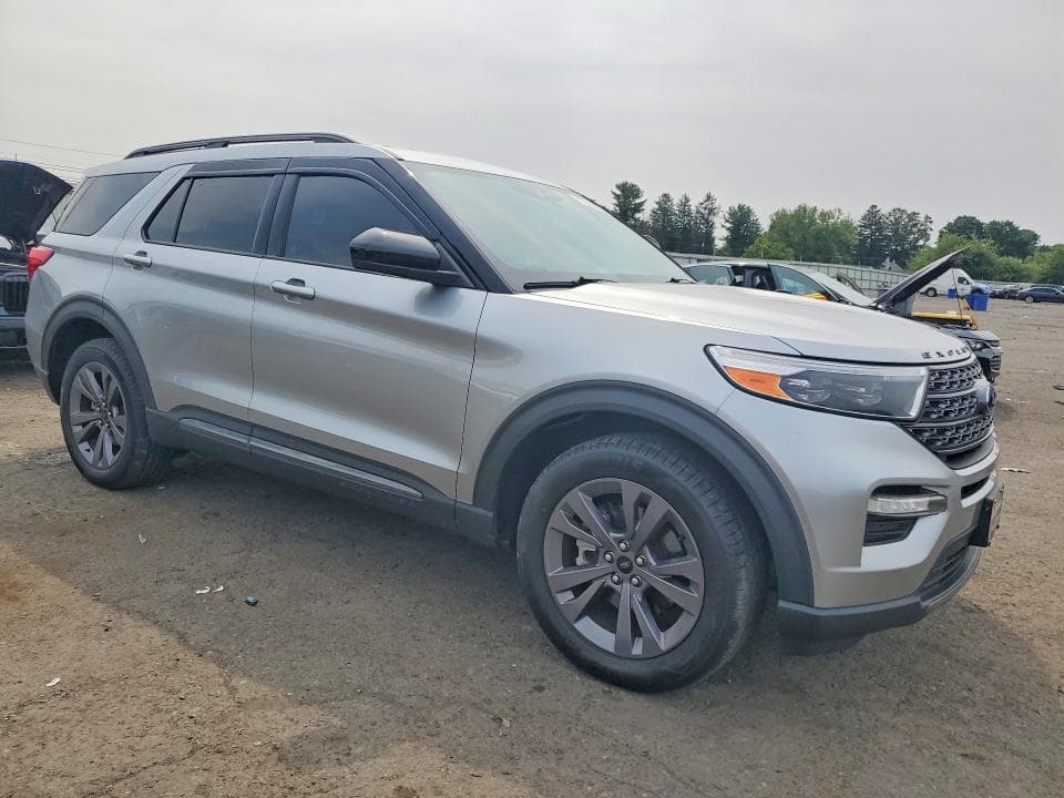 2022 FORD EXPLORER XLT 4