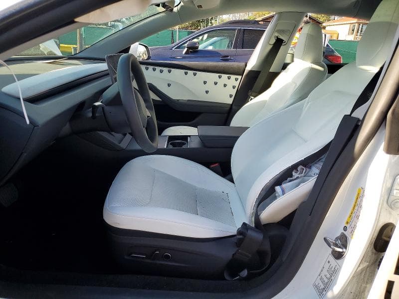 2026 TESLA MODEL 3 7