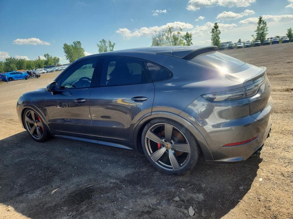 2021 PORSCHE CAYENNE GTS COUPE 2
