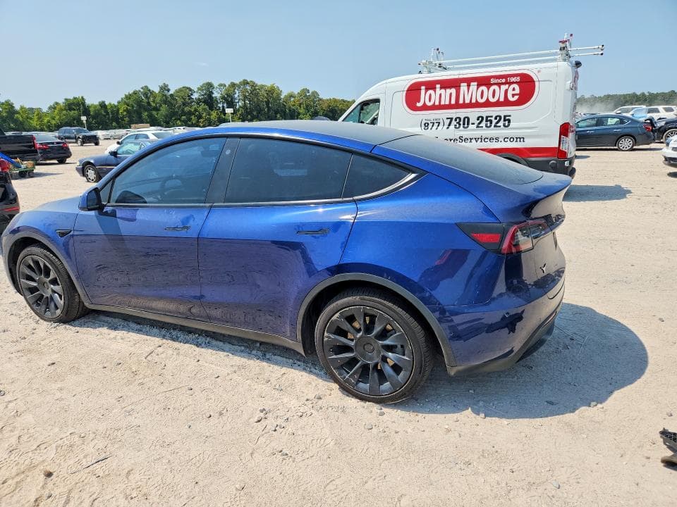 2022 TESLA MODEL  Y 2