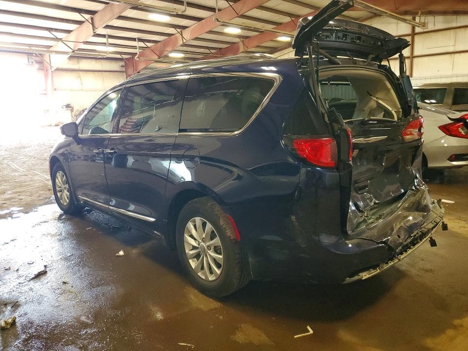 2018 CHRYSLER PACIFICA TOURING L 2