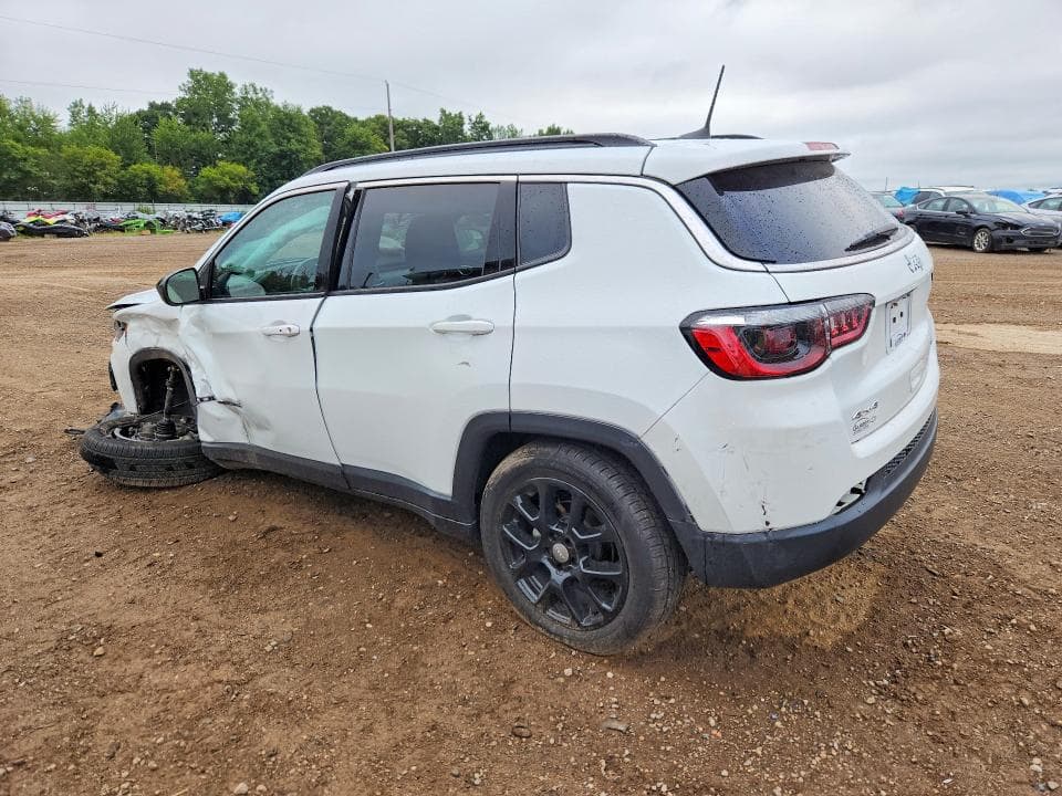 2022 JEEP COMPASS LATITUDE LUX 2