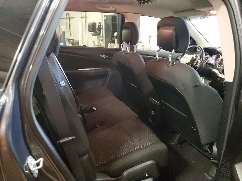 2020 DODGE JOURNEY SE 11