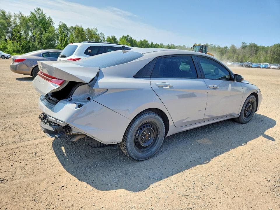 2025 HYUNDAI ELANTRA SEL SPORT 3