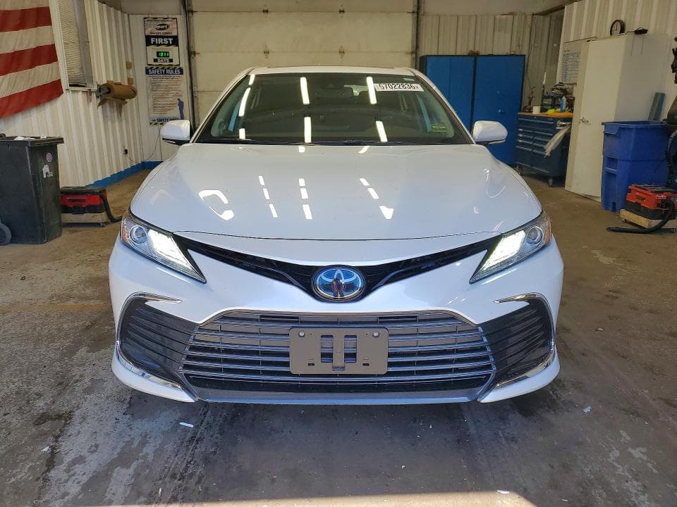 2023 TOYOTA CAMRY XLE 5