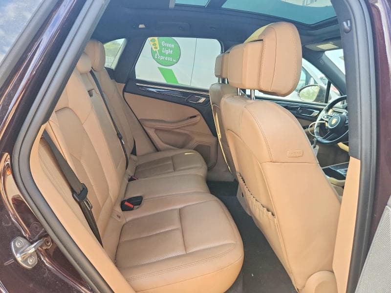 2023 PORSCHE MACAN BASE 10