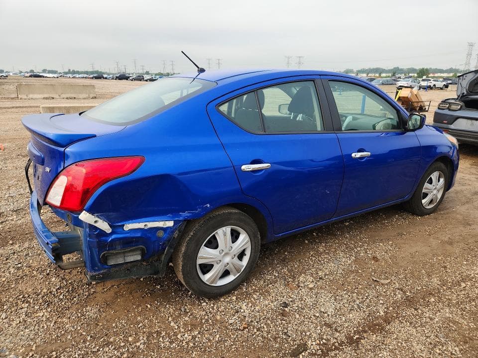 2017 NISSAN VERSA 1.6 SV 3
