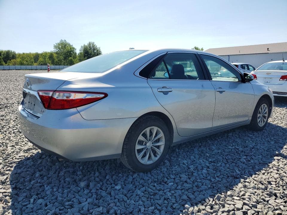 2017 TOYOTA CAMRY LE 3