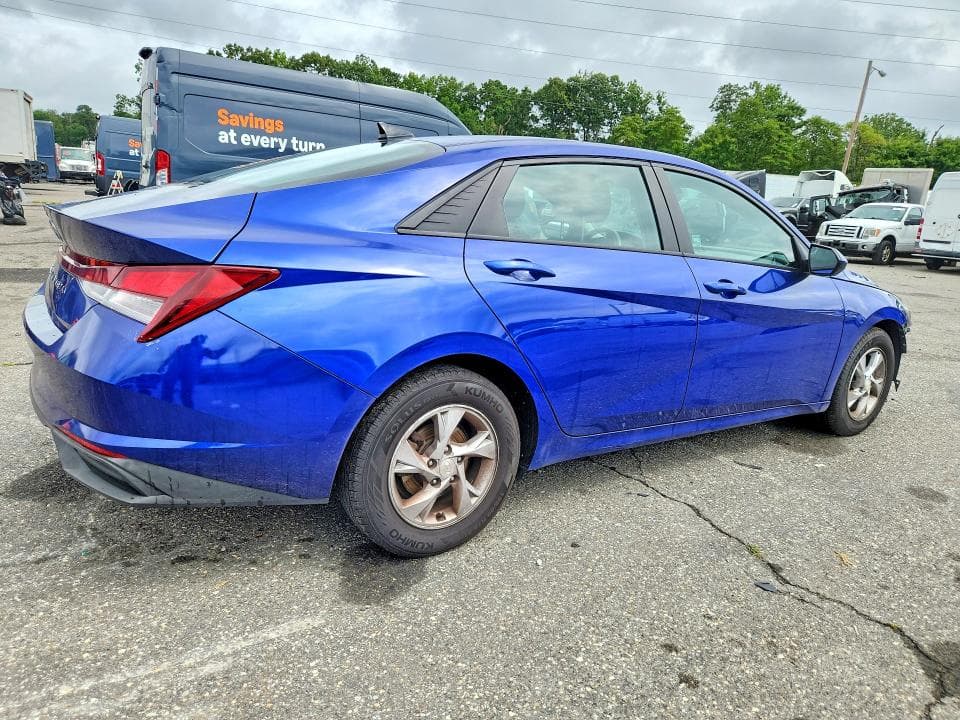 2021 HYUNDAI ELANTRA SE 3