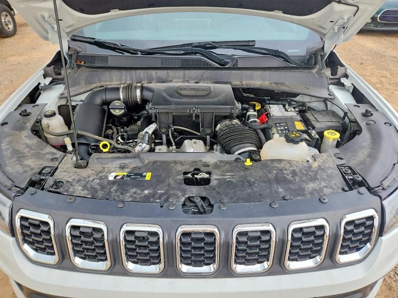 2025 JEEP COMPASS LATITUDE 11