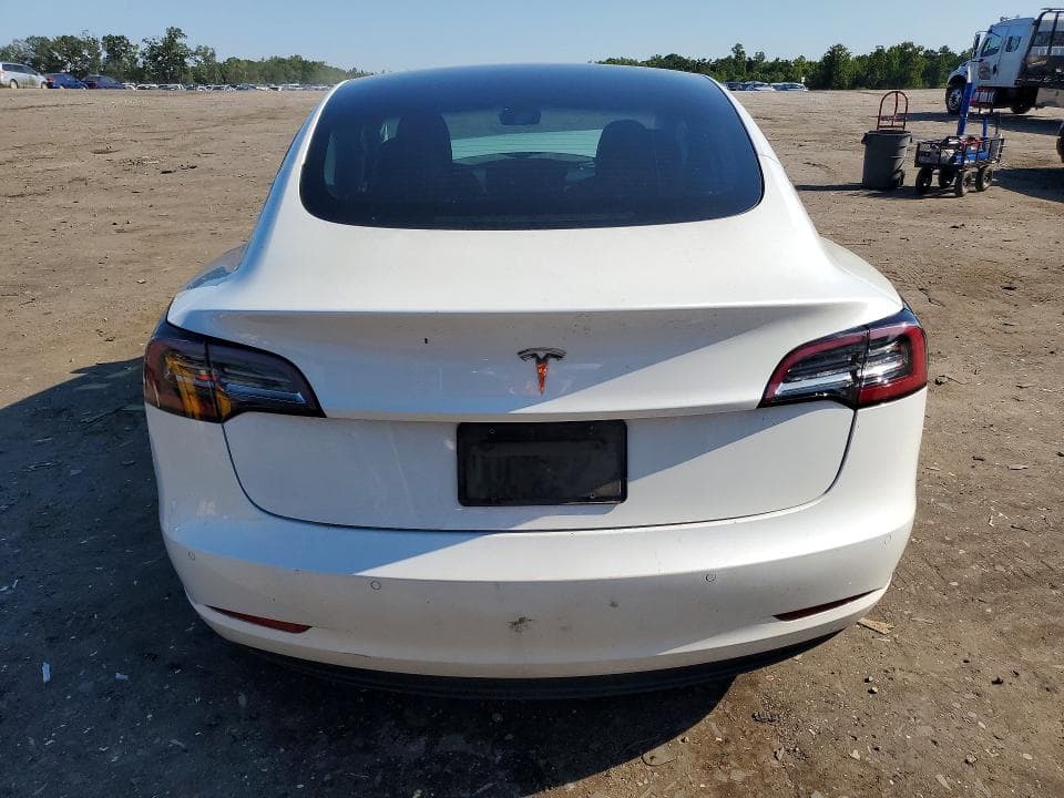2021 TESLA MODEL 3 6