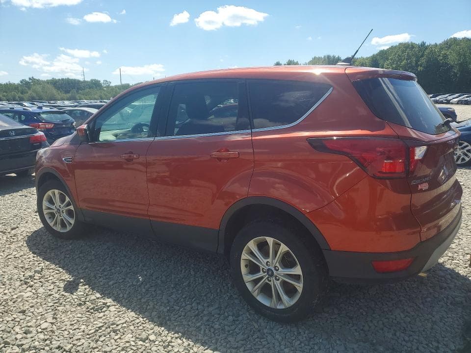 2019 FORD ESCAPE SE 2