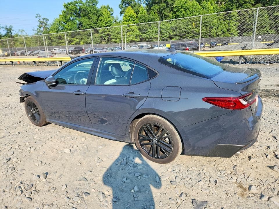 2025 TOYOTA CAMRY SE 2