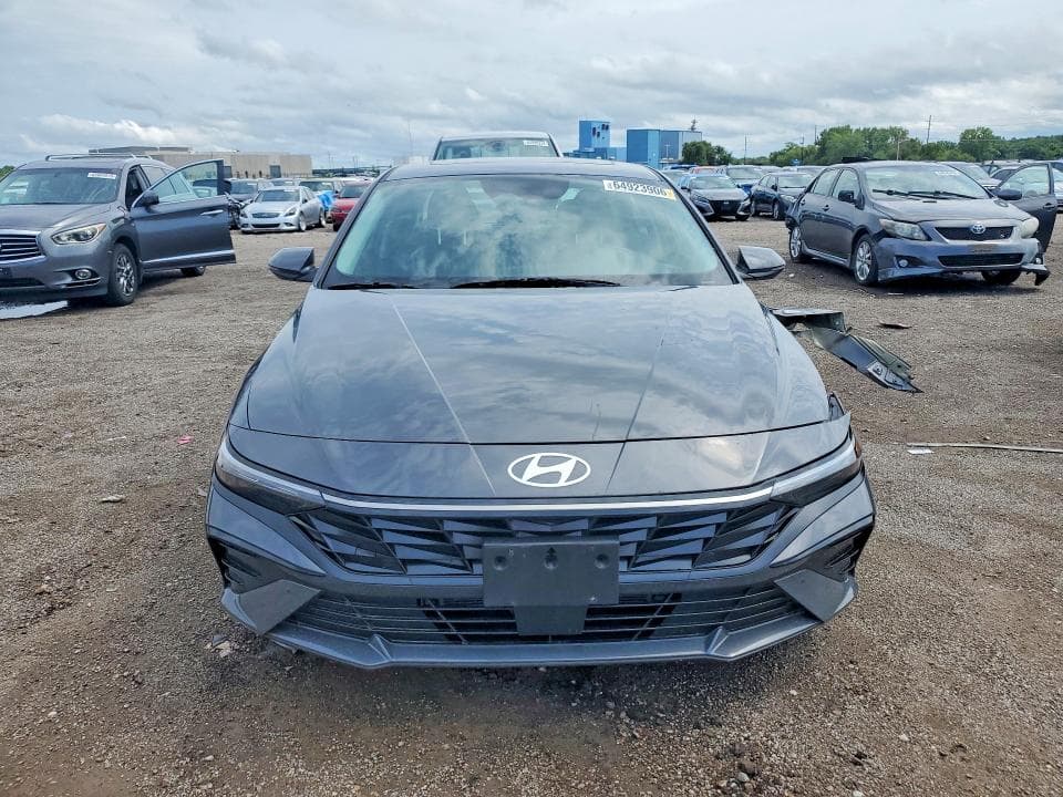 2024 HYUNDAI ELANTRA LIMITED 5