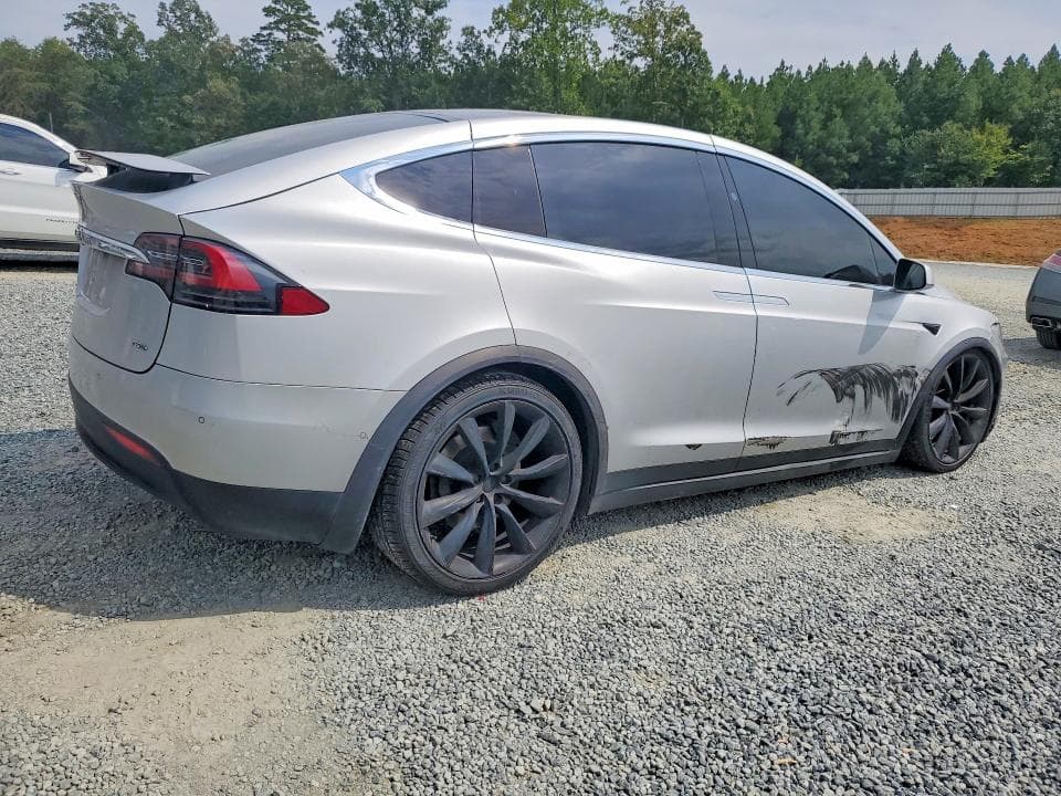 2017 TESLA MODEL X 3