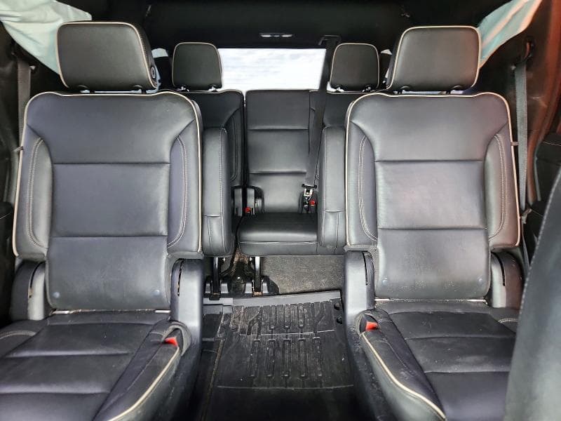 2021 GMC YUKON SLT 10