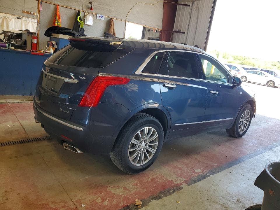2019 CADILLAC XT5 LUXURY 3