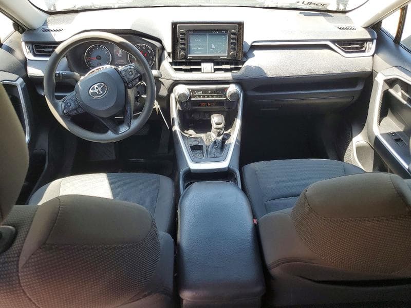 2021 TOYOTA RAV4 LE 8