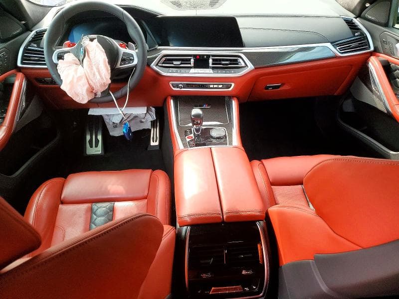 2022 BMW X6 M 8