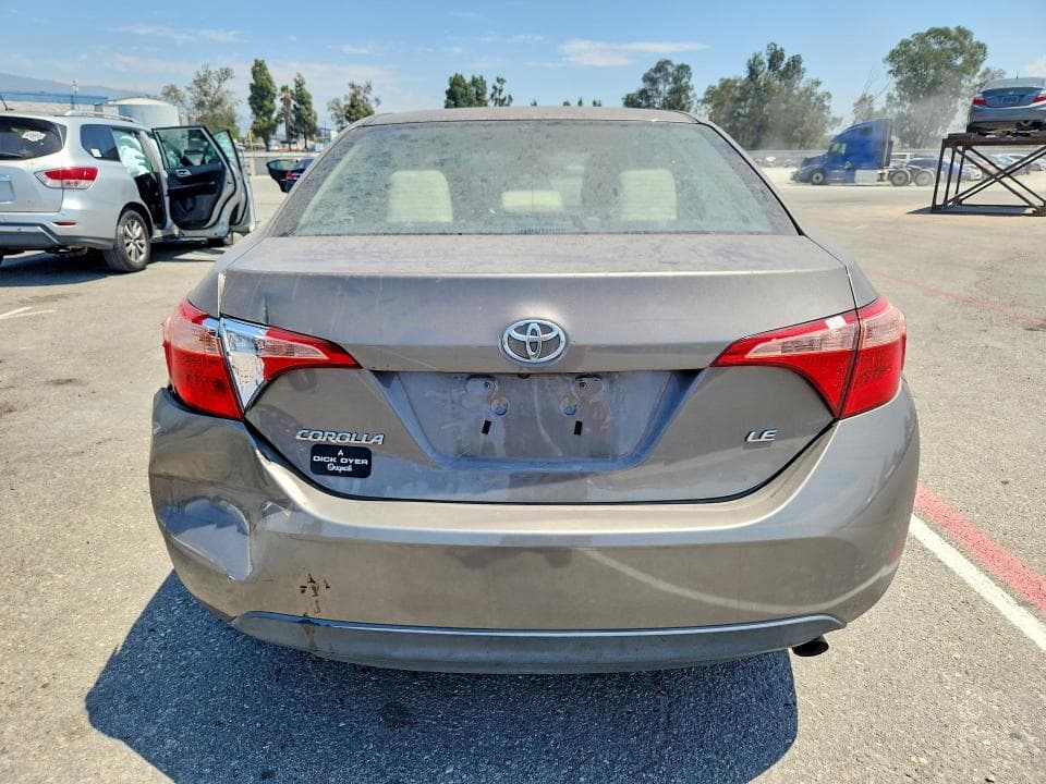2018 TOYOTA COROLLA LE 6