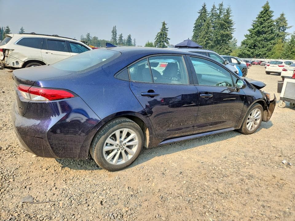 2024 TOYOTA COROLLA LE 3