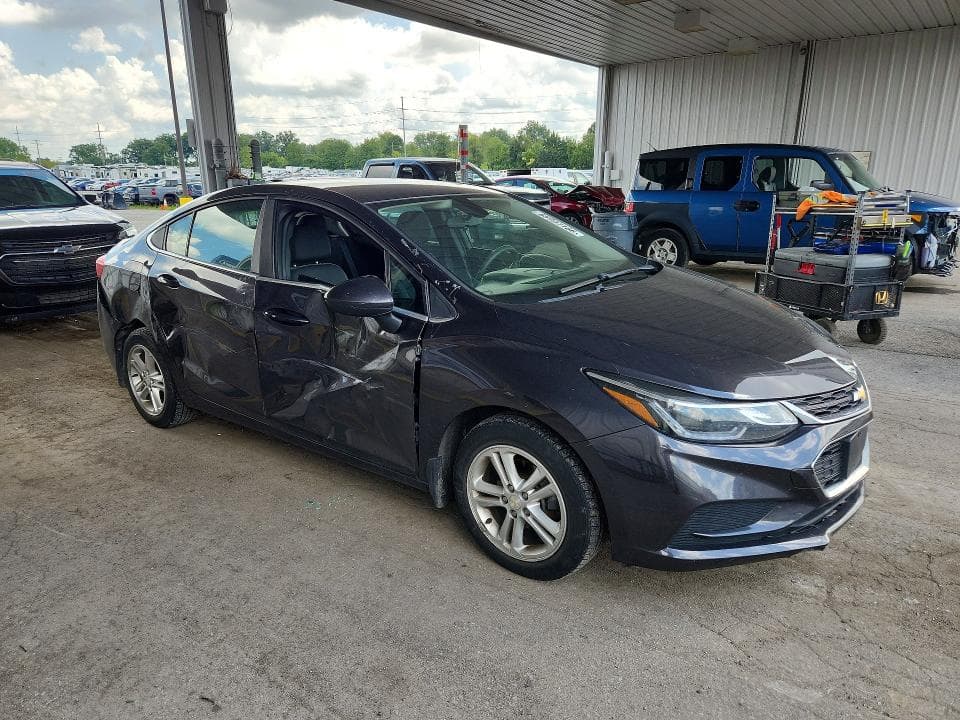 2017 CHEVROLET CRUZE LT 4