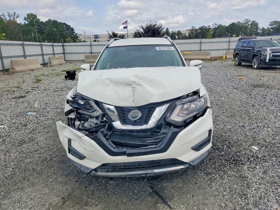 2018 NISSAN ROGUE SV 5