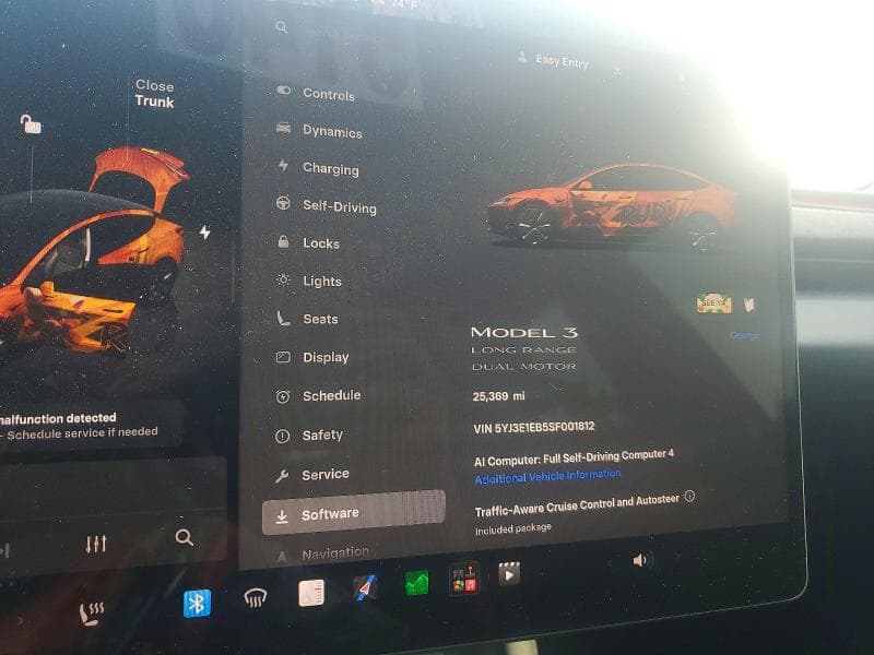 2025 TESLA MODEL 3 9