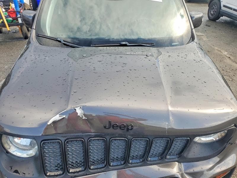 2019 JEEP RENEGADE LATITUDE 11