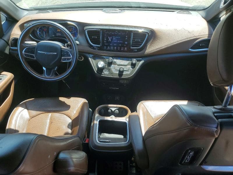 2020 CHRYSLER PACIFICA HYBRID LIMITED 8