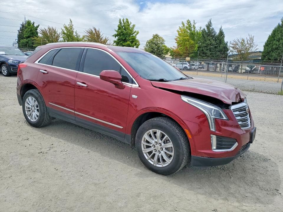 2017 CADILLAC XT5 4