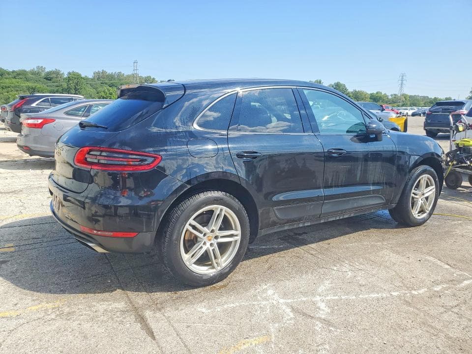2017 PORSCHE MACAN 3