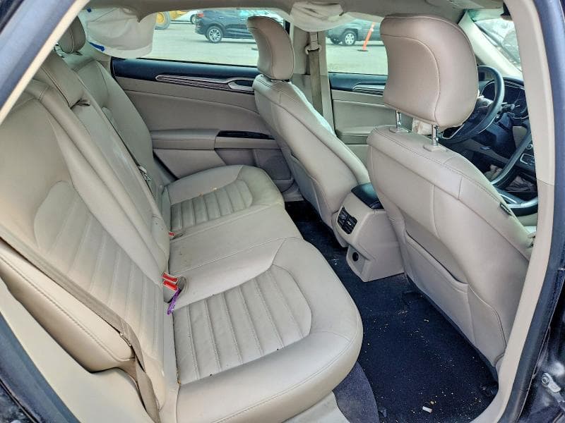 2017 FORD FUSION SE 10