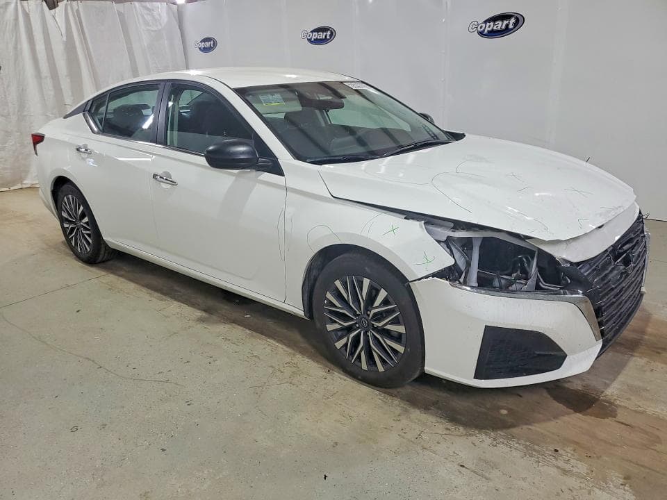 2025 NISSAN ALTIMA SV 4
