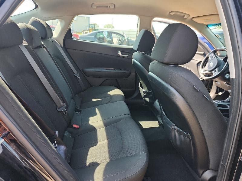 2018 KIA OPTIMA LX 10
