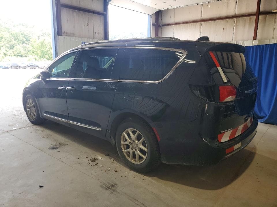 2020 CHRYSLER PACIFICA TOURING L 2