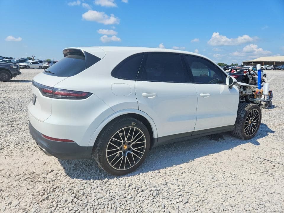 2019 PORSCHE CAYENNE 3
