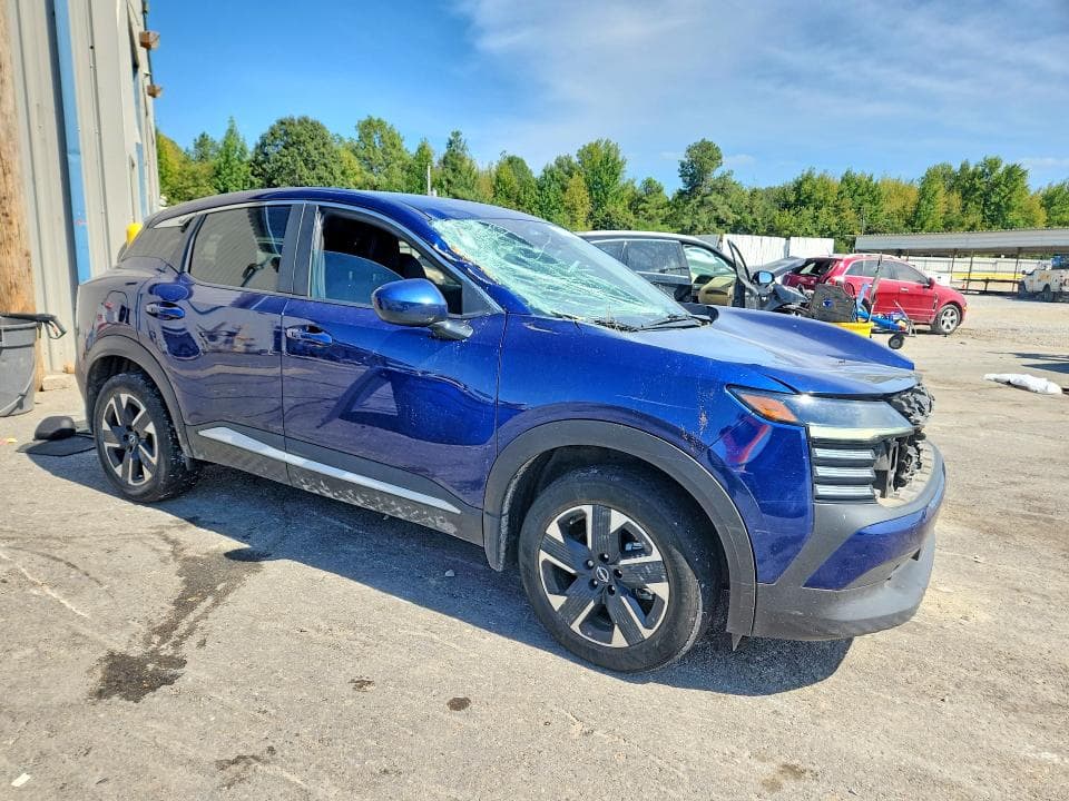 2025 NISSAN KICKS SV 4