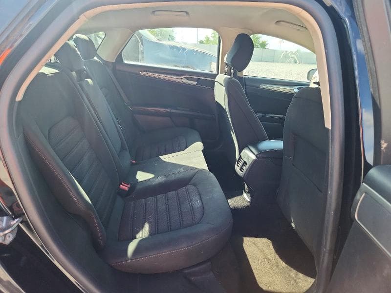 2020 FORD FUSION SE 10