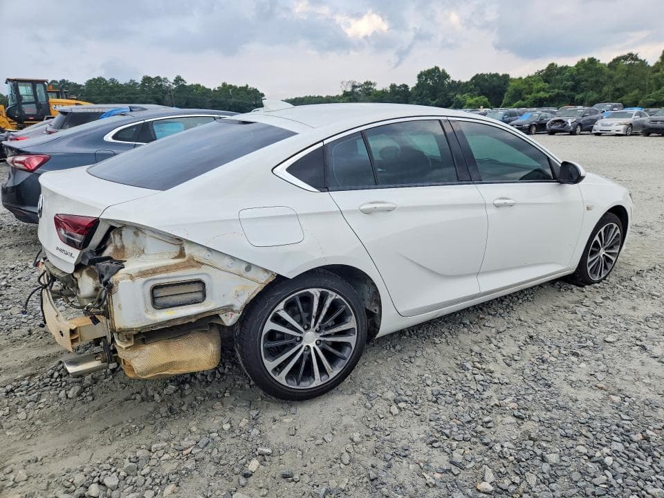 2018 BUICK REGAL ESSENCE 3