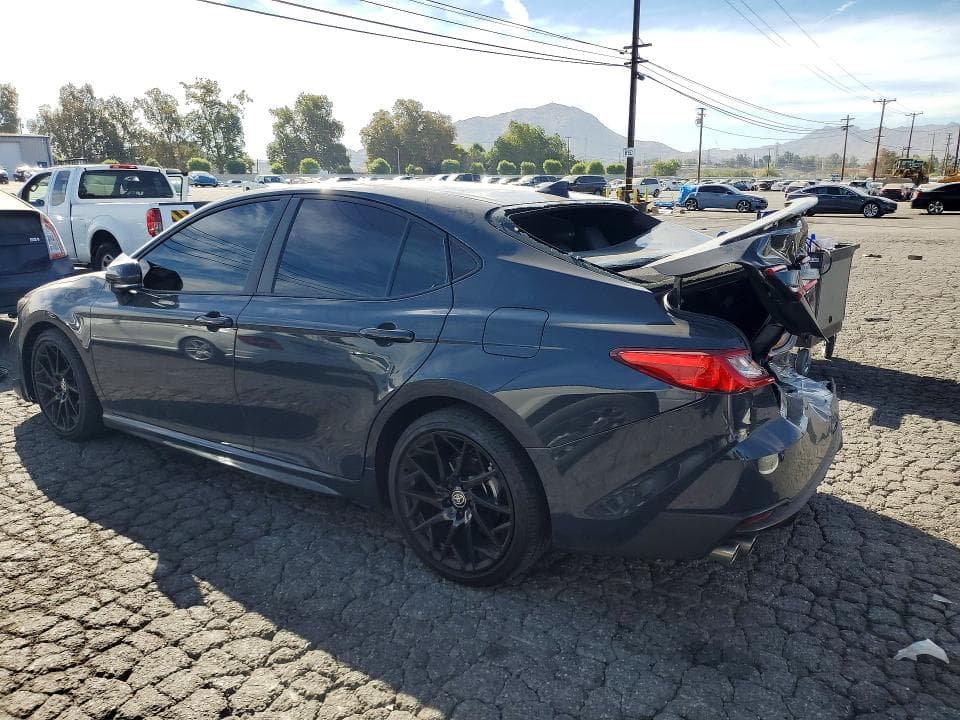 2026 TOYOTA CAMRY SE 2