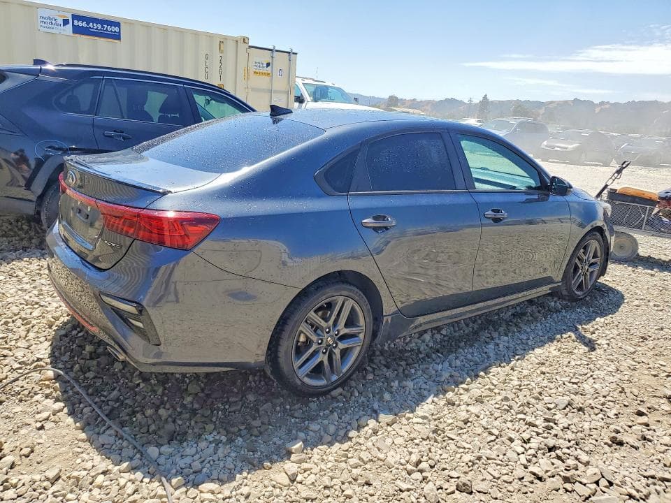 2021 KIA FORTE GT LINE 3