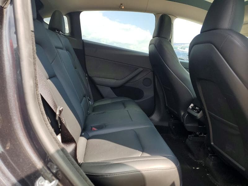 2024 TESLA MODEL Y 11