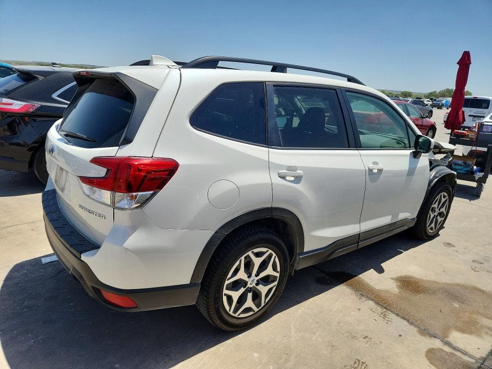 2020 SUBARU FORESTER PREMIUM 3