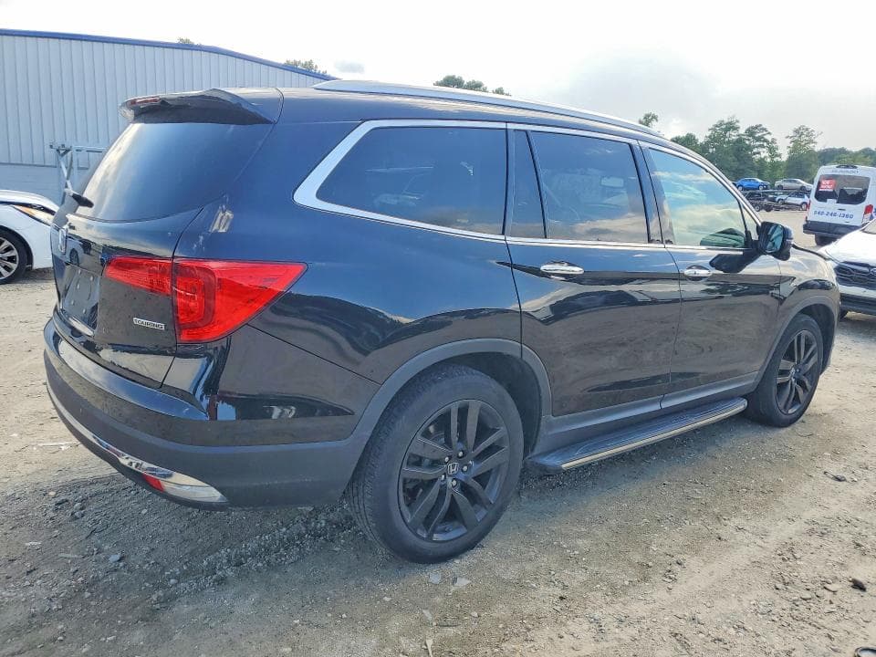 2017 HONDA PILOT TOURING 3