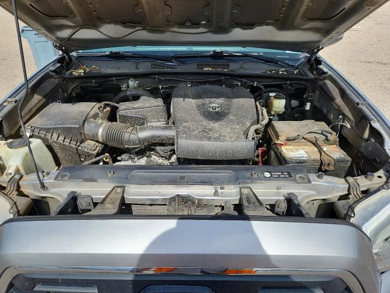2017 TOYOTA TACOMA SR5 V6 11